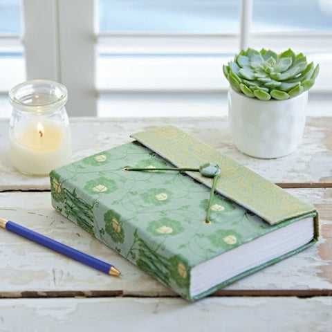 MEDIUM RECYCLED SARI JOURNAL - by Paper High