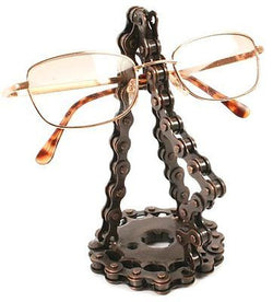 recycled bike chain glasses stand