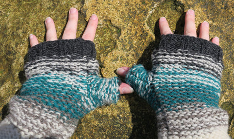GREEN MARL KNITTED FINGERLESS GLOVES - by Cool Trade Winds